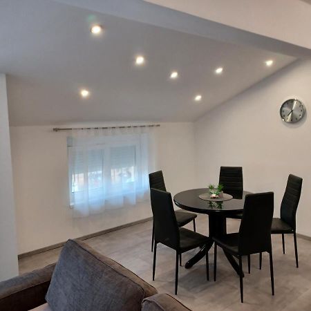 Apartmani Dream Pula Buitenkant foto